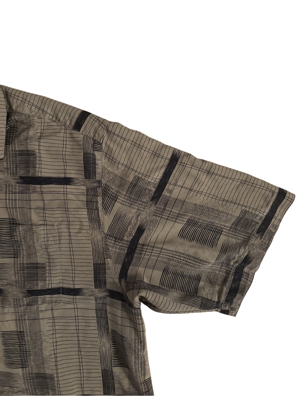 Tommy Bahama beige and black patterned silk shirt - Picture 2 of 5